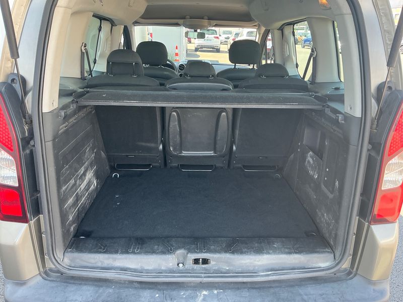Citroen Berlingo 1.6 Blue-HDi XTR 2016 – снимка 15