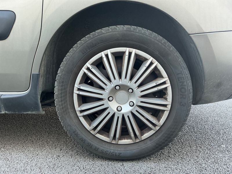 Citroen Berlingo 1.6 Blue-HDi XTR 2016 – снимка 5