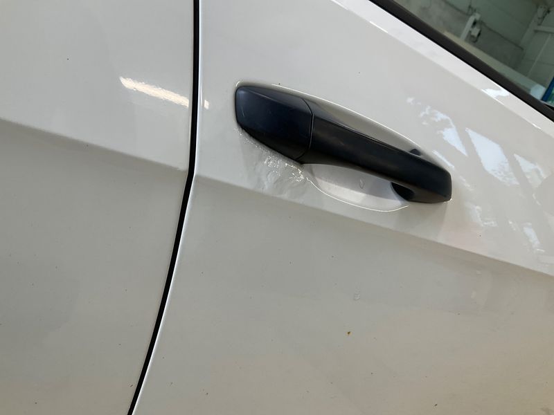 Volkswagen Golf VII 1.6 TDI Trendline 4Motion BlueMotion Tech 2015 – снимка 25