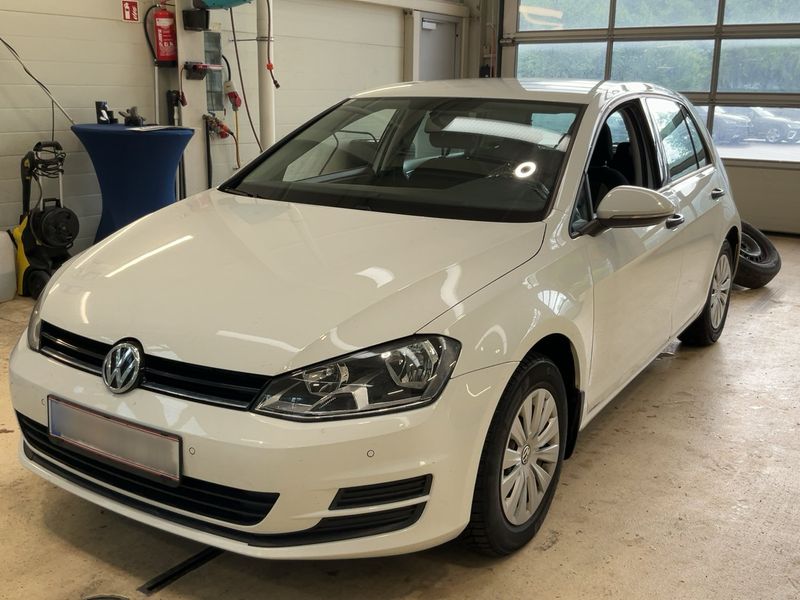 Volkswagen Golf VII 1.6 TDI Trendline 4Motion BlueMotion Tech 2015 – снимка 1