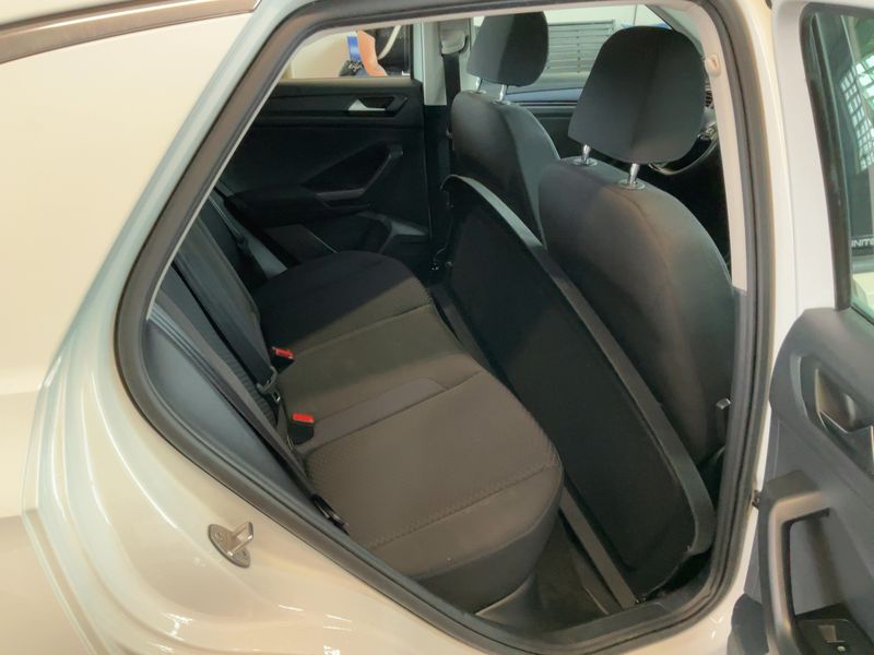 Volkswagen T-Roc 1.6 TDI United 2020 – снимка 20