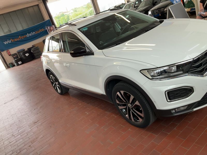 Volkswagen T-Roc 1.6 TDI United 2020 – снимка 12