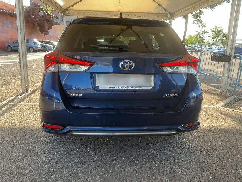 Toyota Auris Touring Sports 1.2 Turbo Active 2015 – снимка 7
