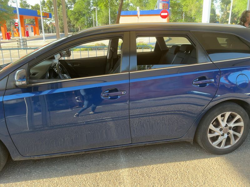 Toyota Auris Touring Sports 1.2 Turbo Active 2015 – снимка 4