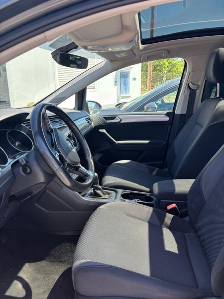 Volkswagen Touran 1.6 TDI Trendline BlueMotion Tech 2018 – снимка 16