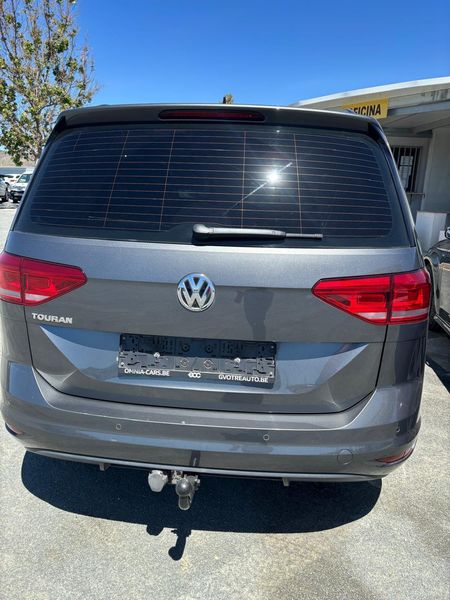 Volkswagen Touran 1.6 TDI Trendline BlueMotion Tech 2018 – снимка 7