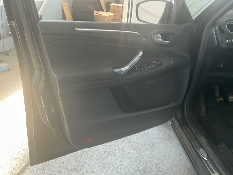 Ford S-Max 2.0 TDCi Titanium 2012 – снимка 24