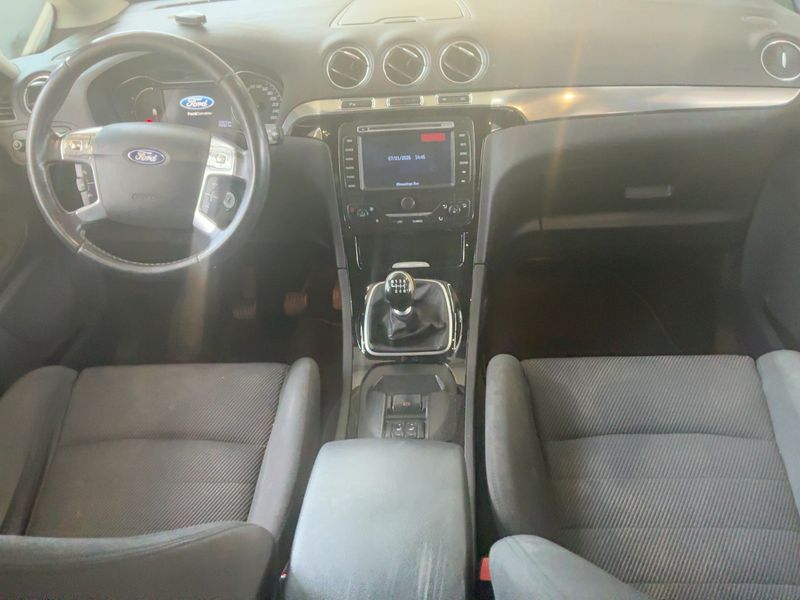 Ford S-Max 2.0 TDCi Titanium 2012 – снимка 18