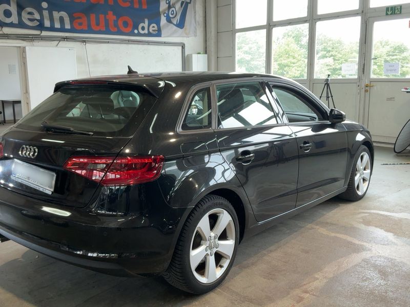 Audi A3 Sportback 1.6 TDI Ambition 2016 – снимка 8