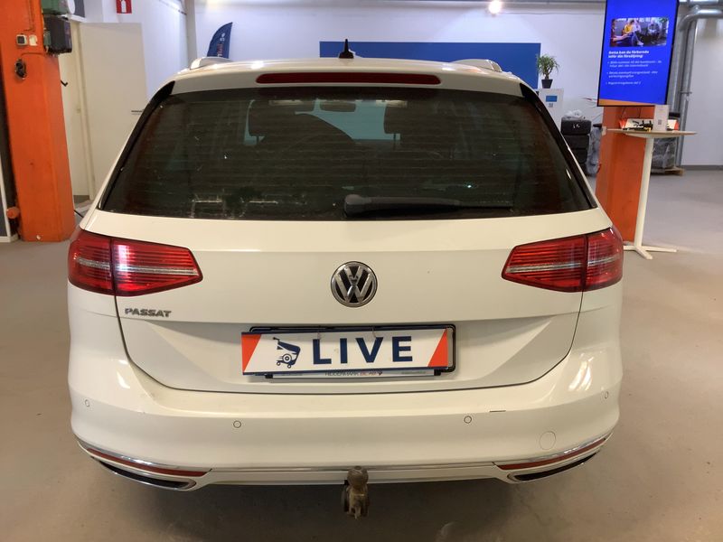 Volkswagen Passat 2.0 TDI Highline 4Motion BlueMotion Tech 2016 – снимка 7