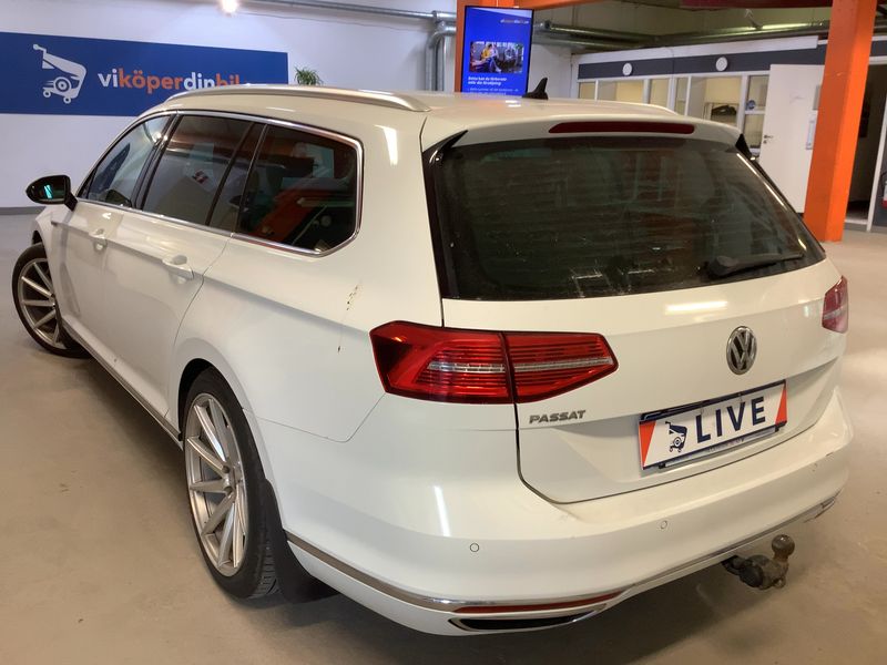 Volkswagen Passat 2.0 TDI Highline 4Motion BlueMotion Tech 2016 – снимка 6
