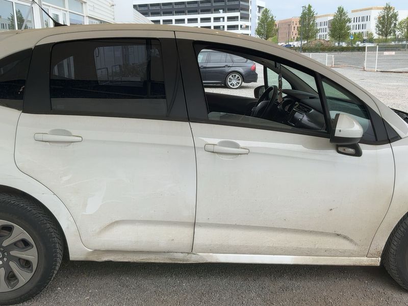 Citroen C3 1.6 Blue-HDi Societe Confort 2016 – снимка 10