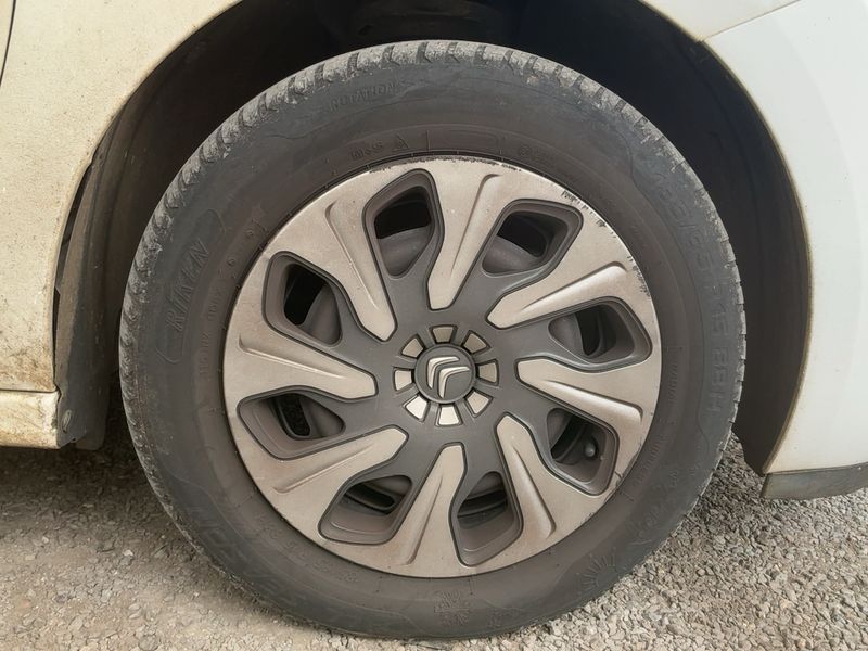Citroen C3 1.6 Blue-HDi Societe Confort 2016 – снимка 11
