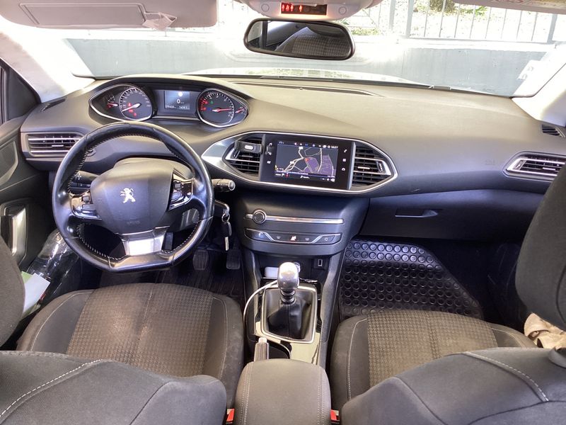Peugeot 308 1.5 Blue-HDi Active Business 2019 – снимка 17