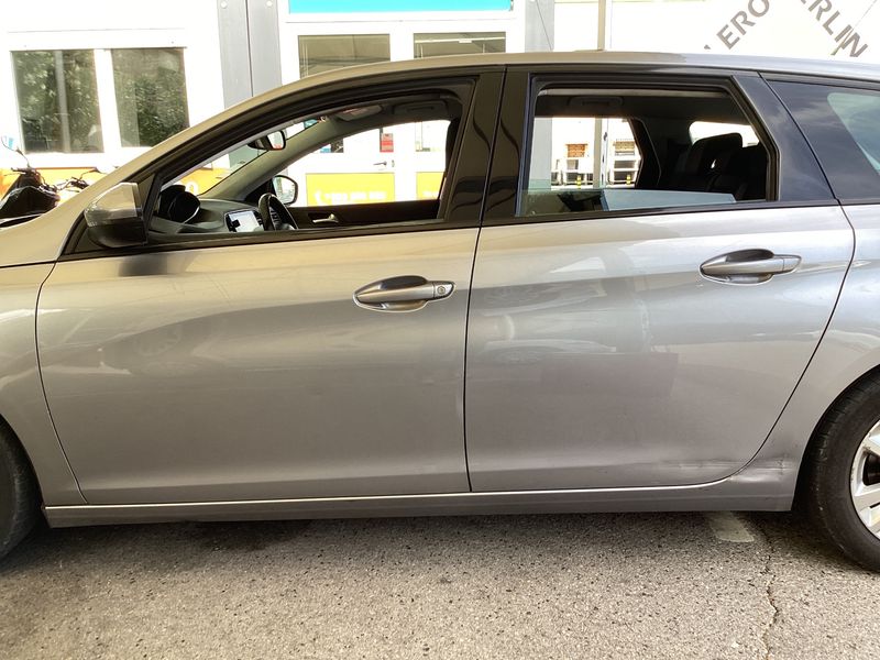 Peugeot 308 1.5 Blue-HDi Active Business 2019 – снимка 4