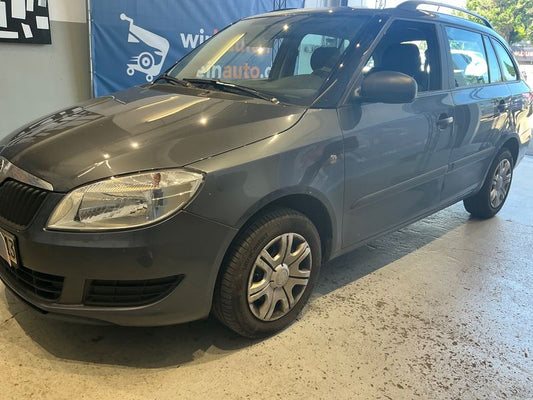 Skoda Fabia 1.6 TDI Cool Edition 2011 – снимка 1