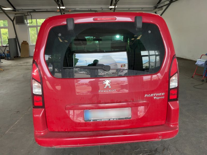 Peugeot Partner 1.6 Blue-HDi Active 2017 – снимка 7