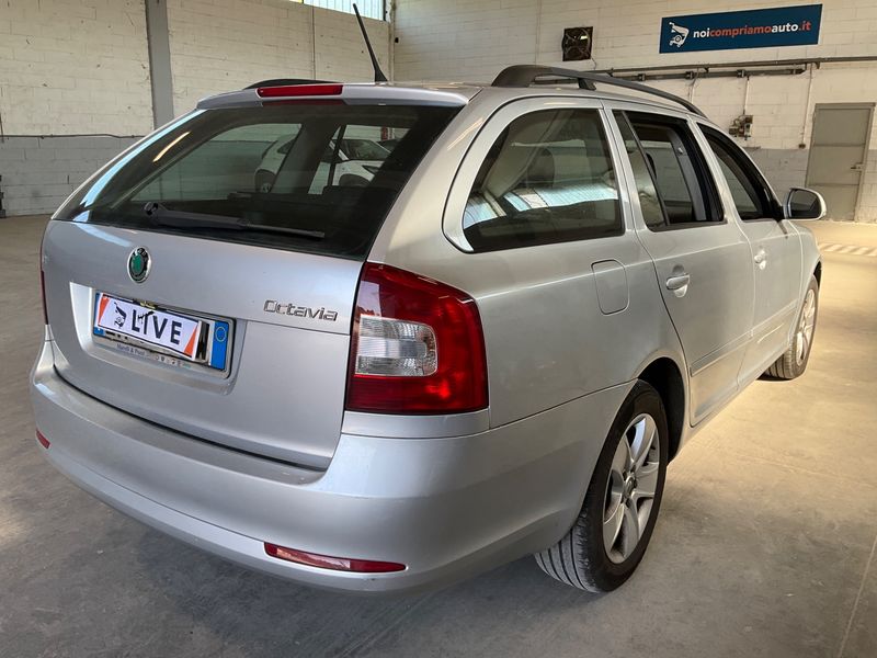 Skoda Octavia 1.6 TDI Ambition 2012 – снимка 2