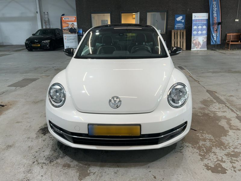 Volkswagen Beetle 1.4 TSI Sport 2013 – снимка 14