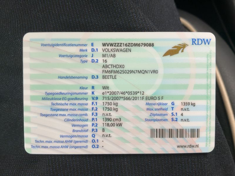 Volkswagen Beetle 1.4 TSI Sport 2013 – снимка 20