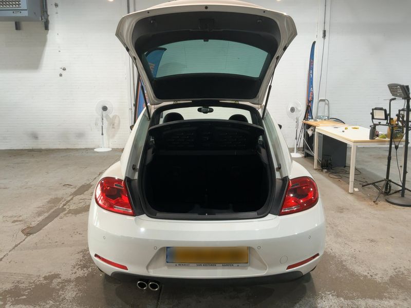 Volkswagen Beetle 1.4 TSI Sport 2013 – снимка 15