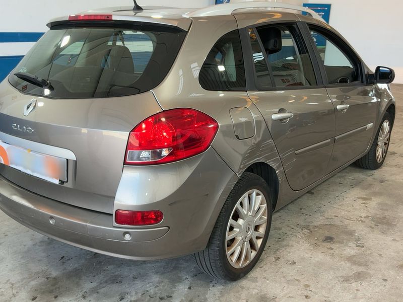 Renault Clio 1.6 Exception 2009 – снимка 8