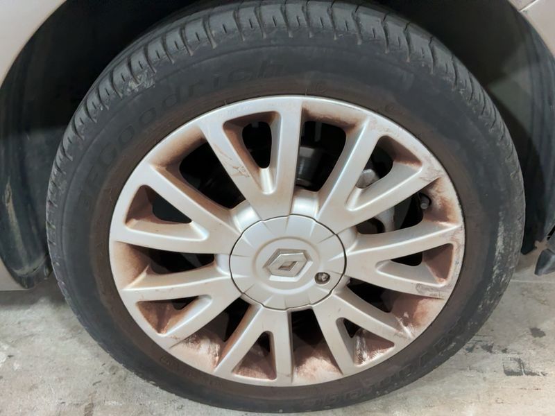 Renault Clio 1.6 Exception 2009 – снимка 11