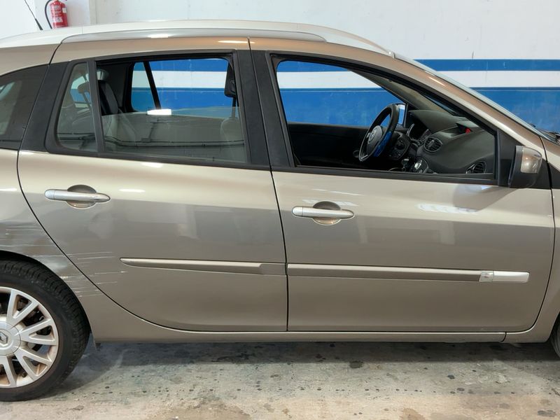 Renault Clio 1.6 Exception 2009 – снимка 10