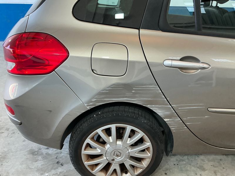 Renault Clio 1.6 Exception 2009 – снимка 22