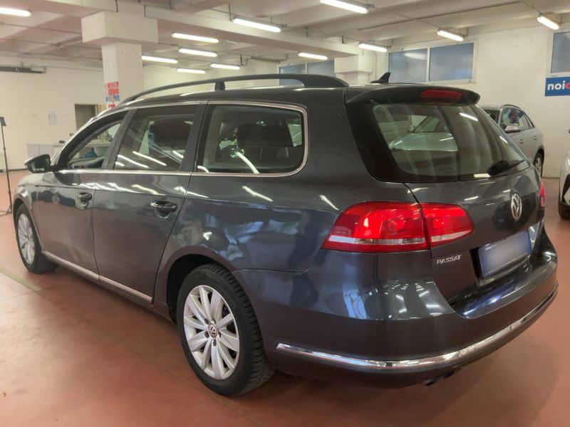 Volkswagen Passat 2.0 TDI Comfortline BlueMotion Tech 2013 – снимка 6