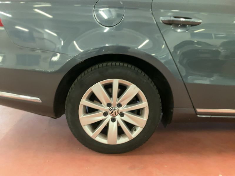 Volkswagen Passat 2.0 TDI Comfortline BlueMotion Tech 2013 – снимка 9