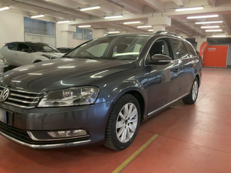Volkswagen Passat 2.0 TDI Comfortline BlueMotion Tech 2013 – снимка 2