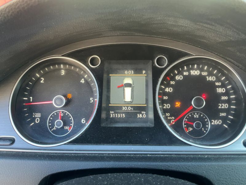 Volkswagen Passat 2.0 TDI Comfortline BlueMotion Tech 2013 – снимка 18
