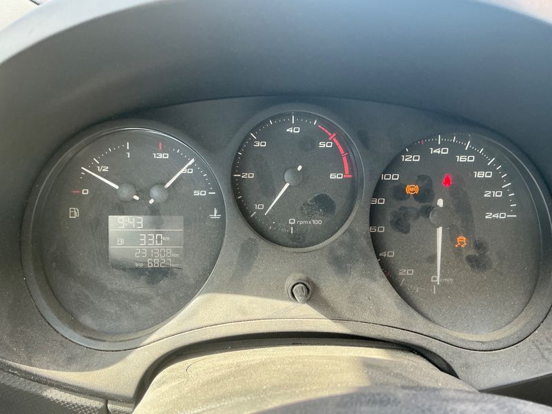 Seat Leon 1.9 TDI Reference 2010 – снимка 4