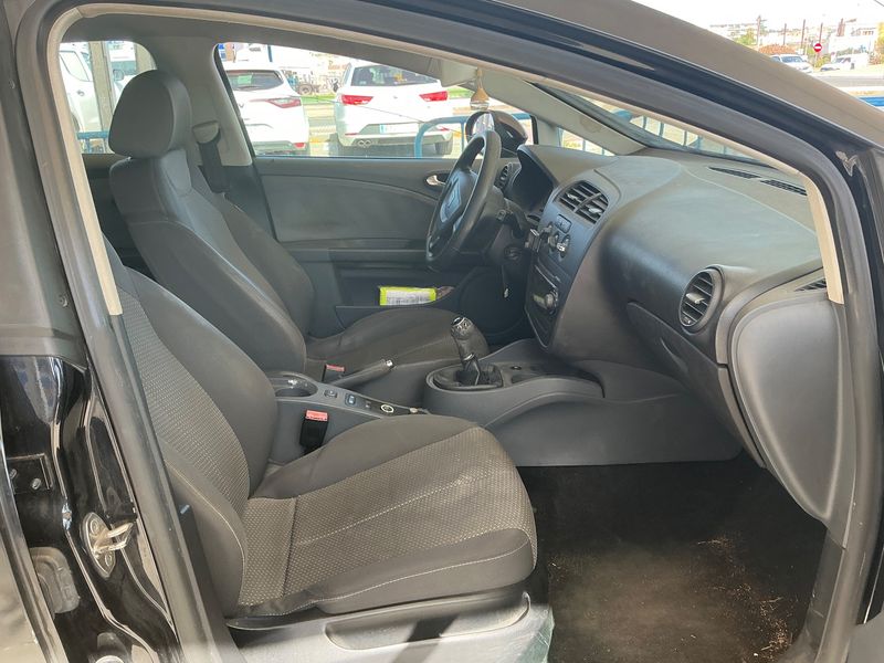 Seat Leon 1.9 TDI Reference 2010 – снимка 3