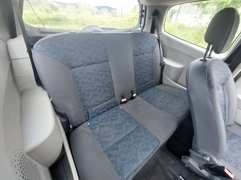 Renault Twingo 1.5 dCi Authentique 2008 – снимка 13