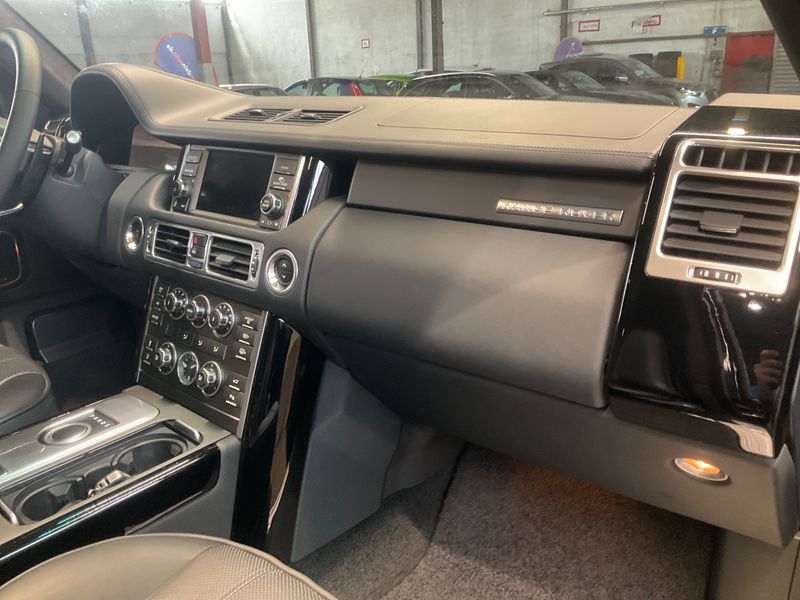 Land Rover Range Rover 4.4 TD V8 Westminster 2012 – снимка 29