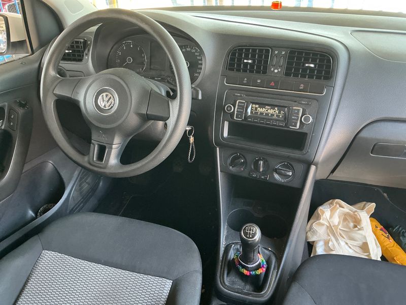 Volkswagen Polo 1.2 Advance BlueMotion Tech 2012 – снимка 25