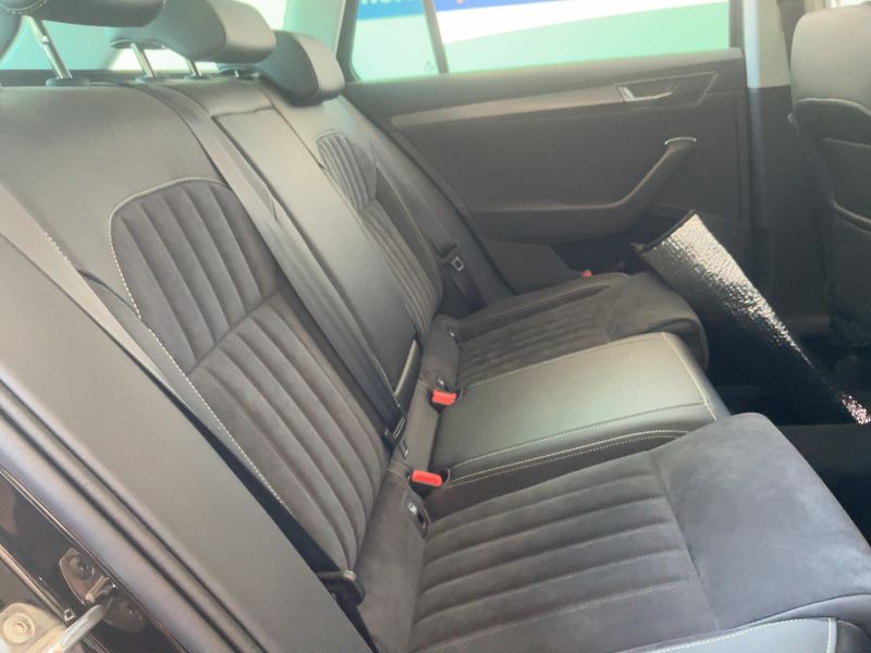 Skoda Superb 2.0 TDI Style 2022 – снимка 19