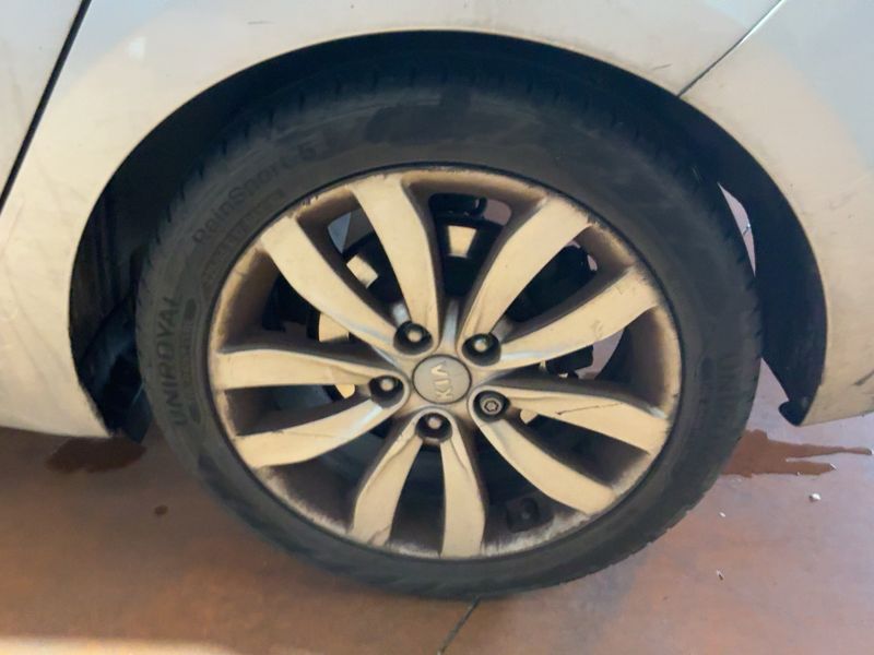 Kia Carens 1.7 CRDi Premium 2014 – снимка 5