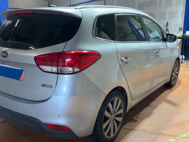 Kia Carens 1.7 CRDi Premium 2014 – снимка 8