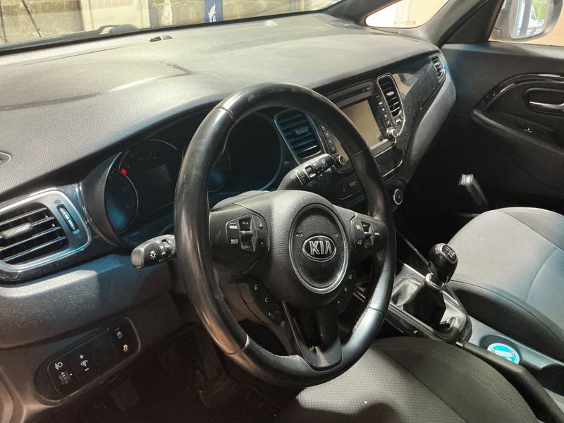Kia Carens 1.7 CRDi Premium 2014 – снимка 26