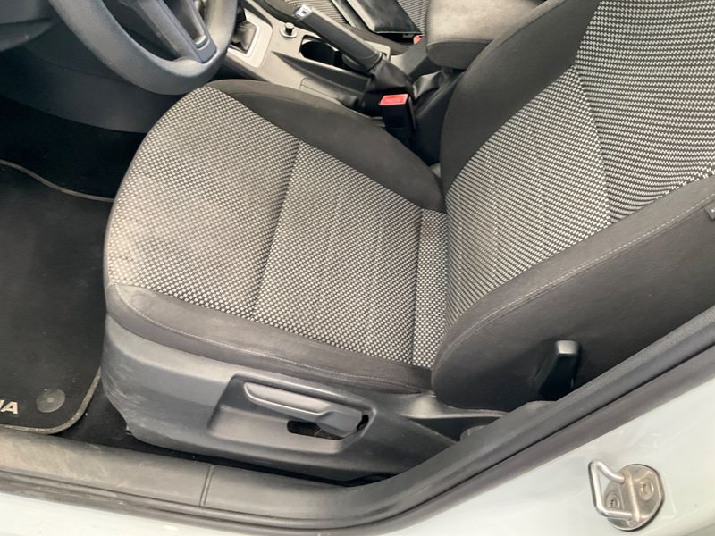 Skoda Octavia 1.2 TSI Ambition 2016 – снимка 30