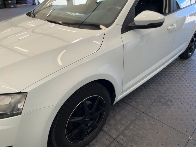 Skoda Octavia 1.2 TSI Ambition 2016 – снимка 2