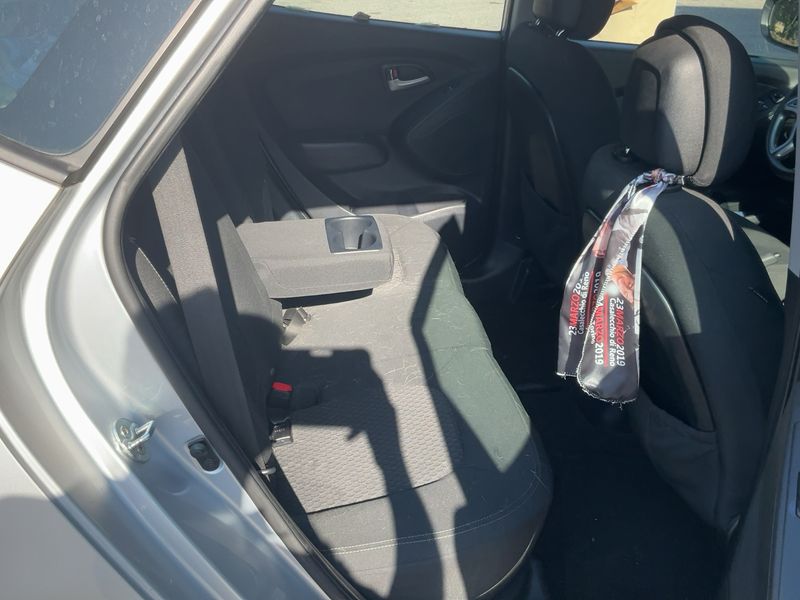 Hyundai ix35 1.6 Classic 2WD 2012 – снимка 19