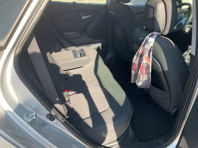 Hyundai ix35 1.6 Classic 2WD 2012 – снимка 30