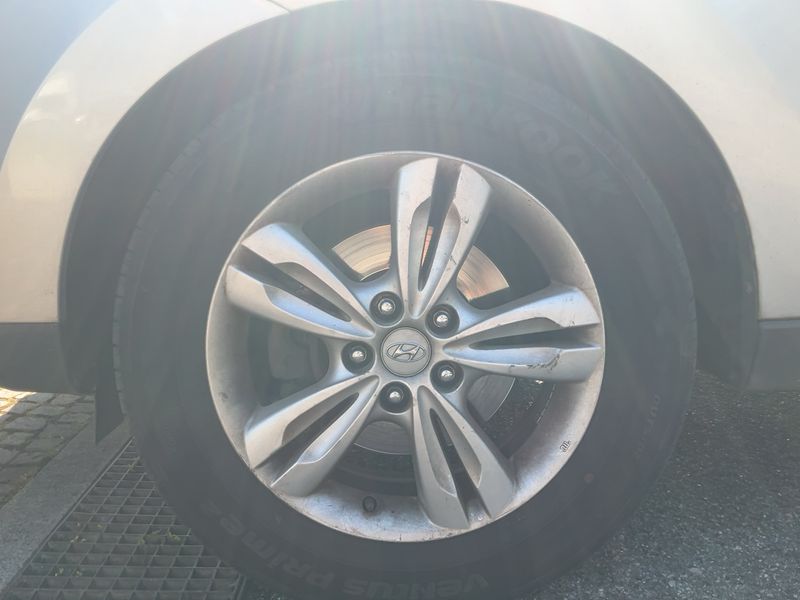 Hyundai ix35 1.6 Classic 2WD 2012 – снимка 3