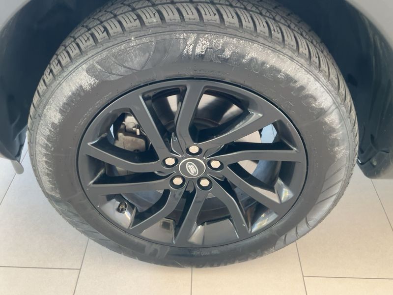 Land Rover Discovery Sport 2.0 Td4 SE AWD 2019 – снимка 3