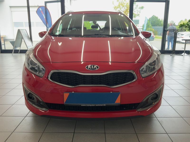 Kia cee'd 1.6 CRDi Dream Team 2017 – снимка 14