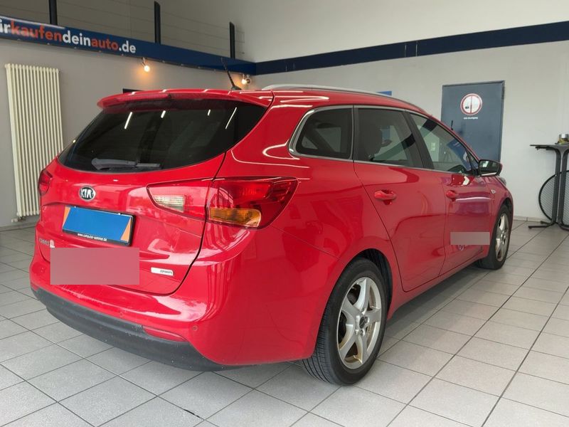 Kia cee'd 1.6 CRDi Dream Team 2017 – снимка 8